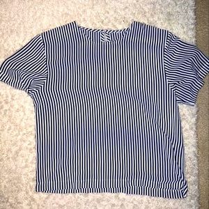 Business casual top size LARGE blue and white stripes